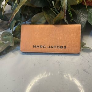 Very clean and good condition